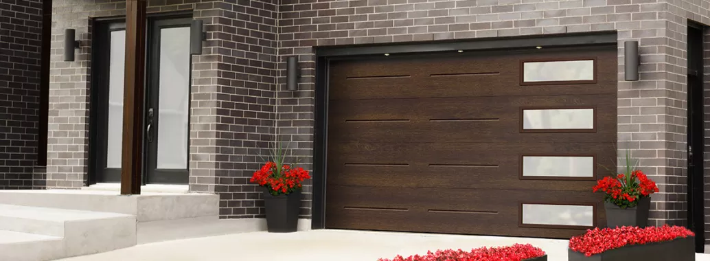 Vog, 14’ x 8’, Chocolate Walnut, window layout: Right-side Harmony